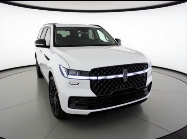 2025 Lincoln Navigator Black Label's photo