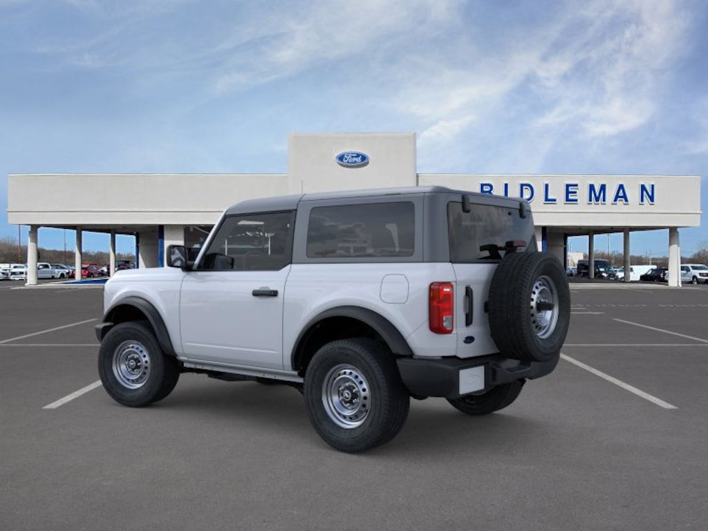 New 2025 Ford Bronco Base SUV