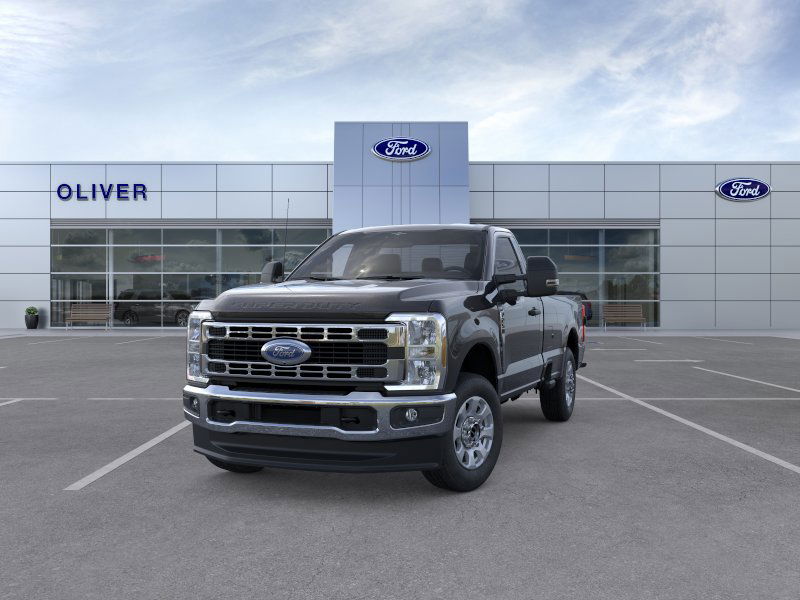 2025 Ford F-250 XLT photo 2