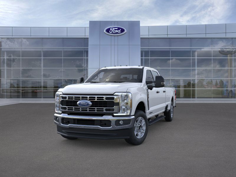 2026 Ford F-350 XLT photo 2