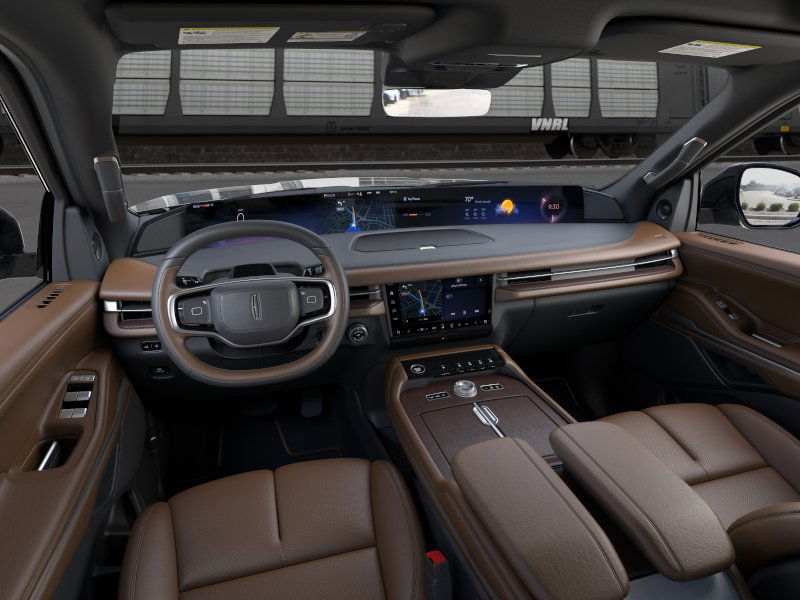 Thumbnail: 2025 Lincoln Navigator - 32