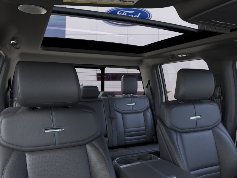 2026 Ford F-350 Super Duty Platinum - Photo 44