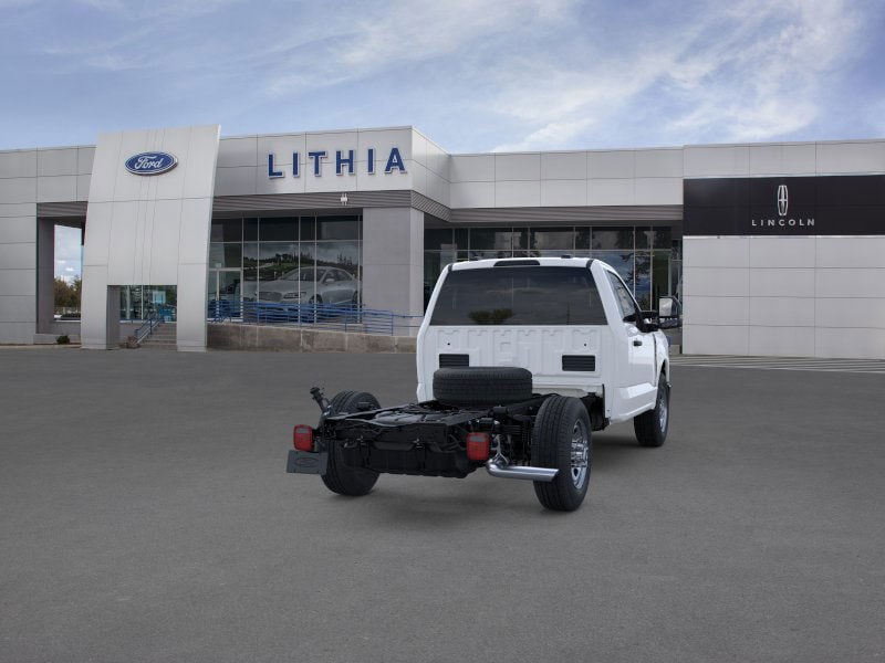 Thumbnail: 2026 Ford Econoline - 31