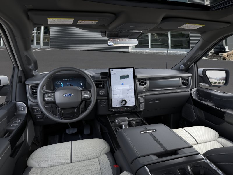 2025 Ford F-150 Lightning Platinum - Photo 31