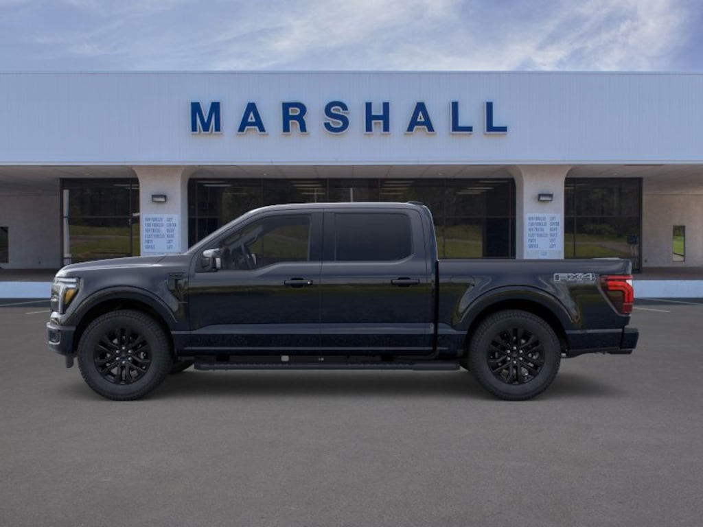 New 2025 Ford F-150 Lariat TRUCK