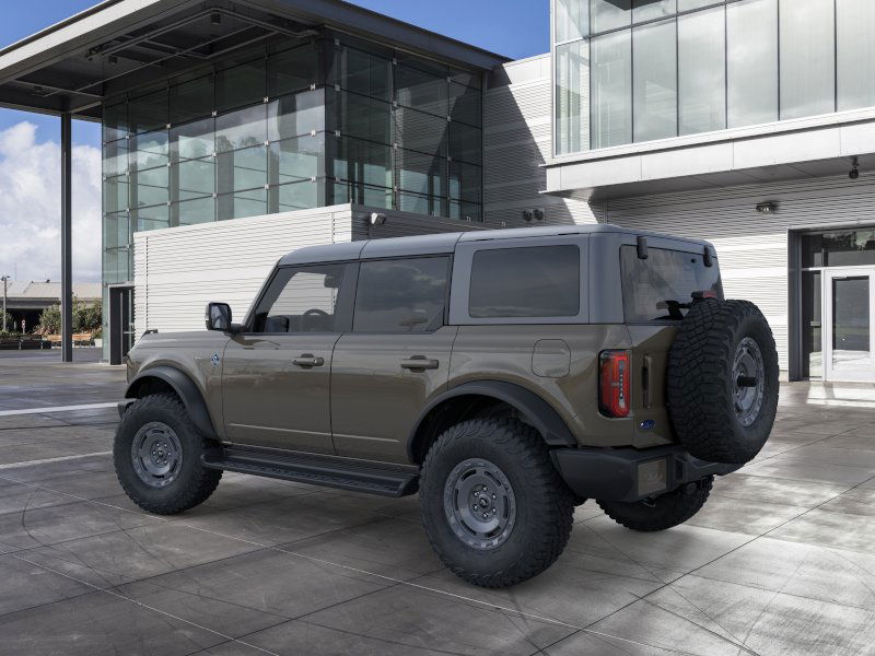 2025 Ford Bronco Outer Banks photo 3