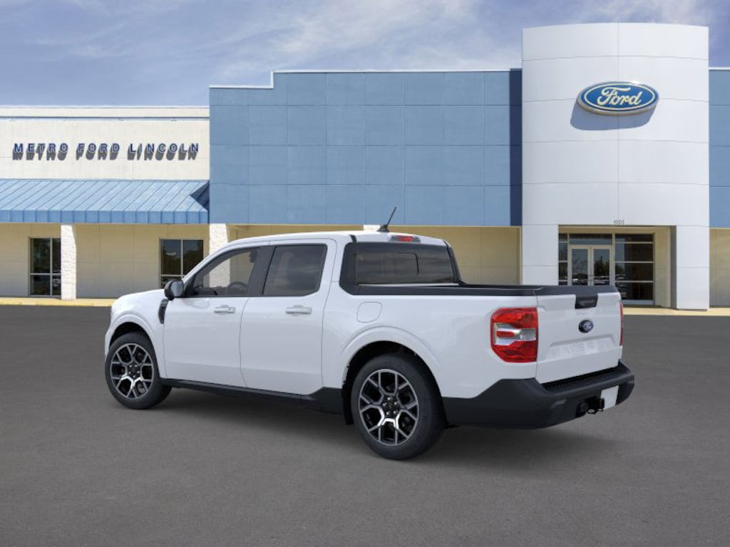 New 2025 Ford Maverick Lariat SuperCrew