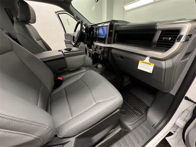 Thumbnail: 2025 Ford  - 40