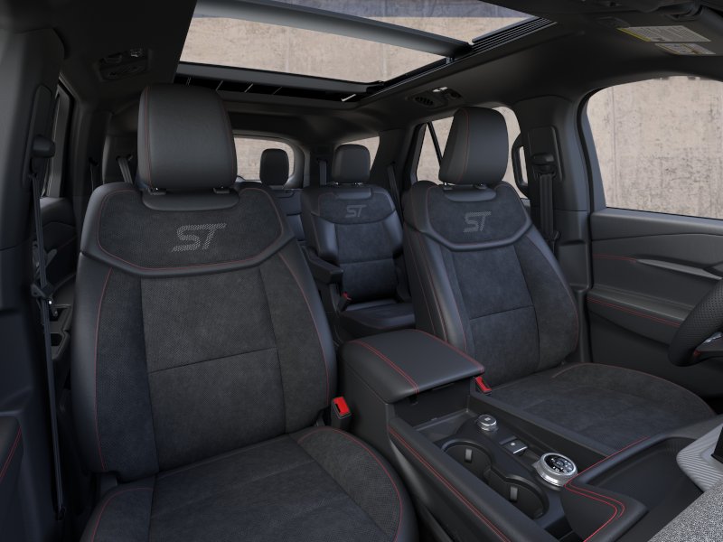 2026 Ford Explorer ST - Photo 32