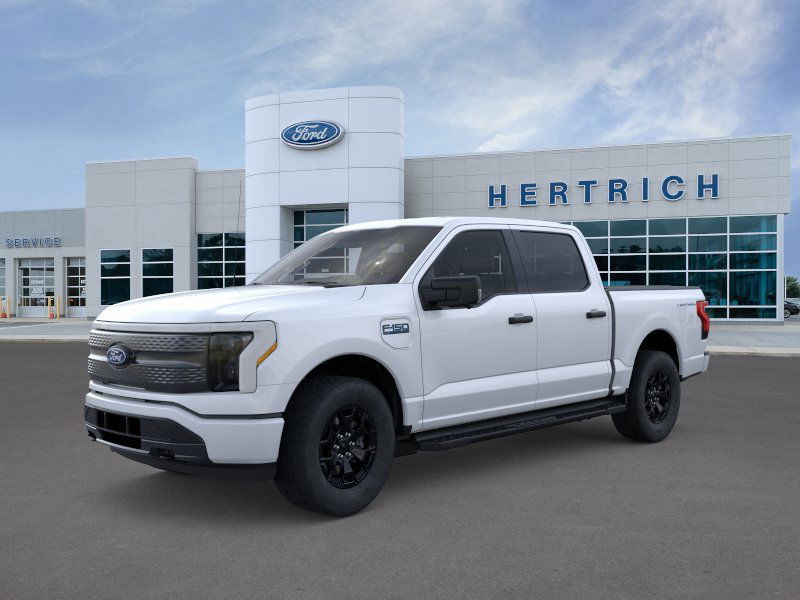 2025 Ford F-150 Lightning XLT's photo