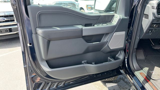 2025 Ford F-150 XLT - Photo 52
