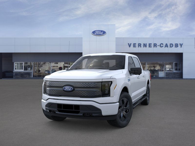 2025 Ford F-150 Lightning photo 2