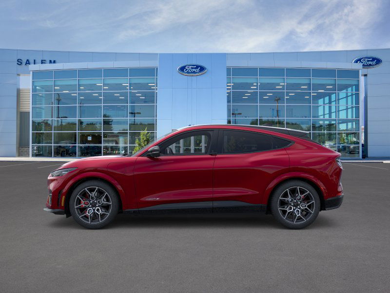 2025 Ford Mustang Mach-E GT photo 4