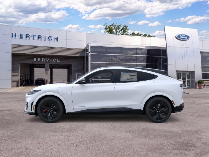 2025 Ford Mustang Mach-E GT - Photo 22