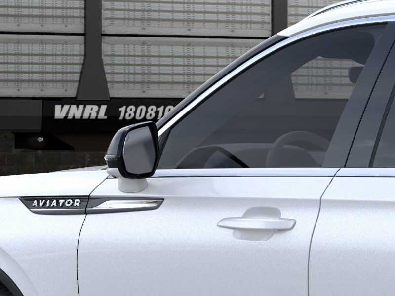 Thumbnail: 2025 Lincoln Aviator - 42