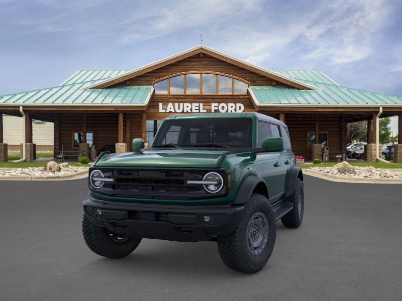 2025 Ford Bronco Outer Banks photo 2