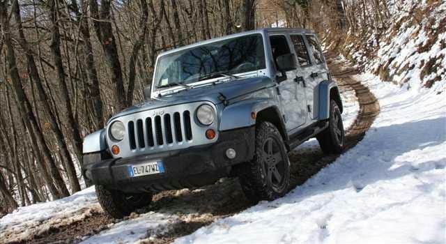 The Jeep Wrangler Going Through The Arctic The Jeep Wrangler Arctic