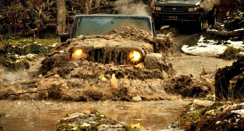 The Jeep Wrangler Going Through The Artic The Jeep Wrangler Arctic