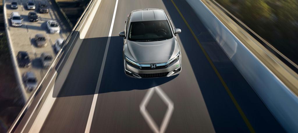 2018-clarity-phev-hov-access-1400-2x