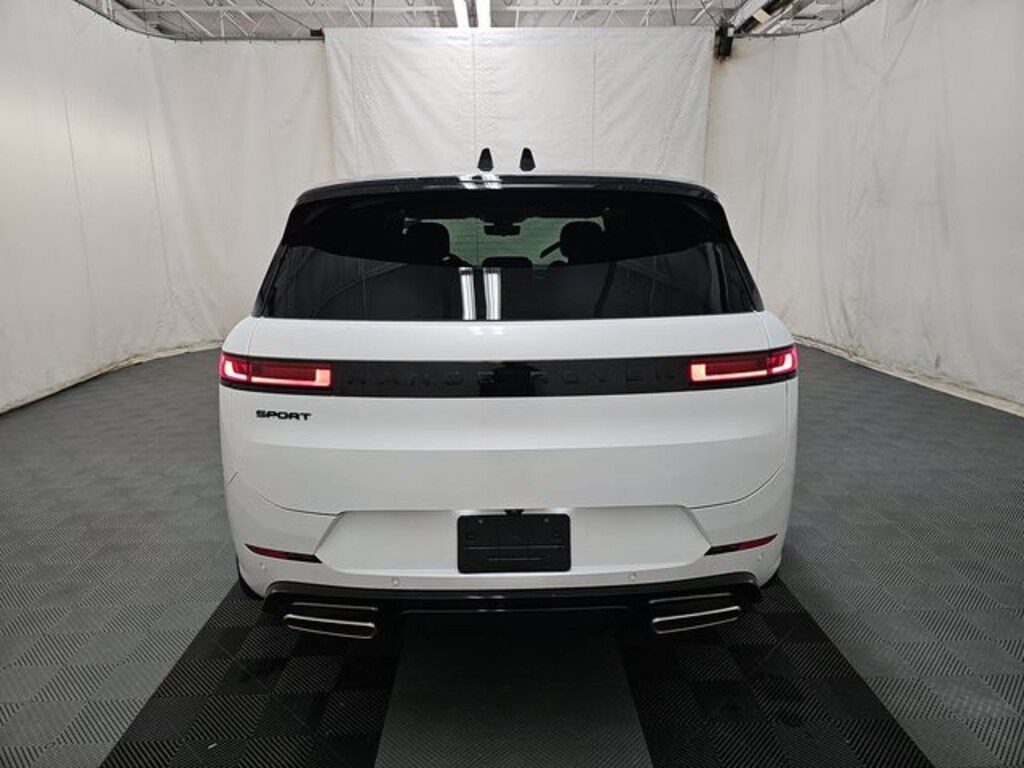 Used 2025 Land Rover Range Rover Sport Plug-in Hybrid Dynamic SE SUV