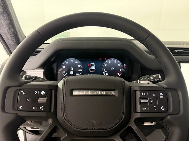2026 Land Rover Defender V8 - Photo 19