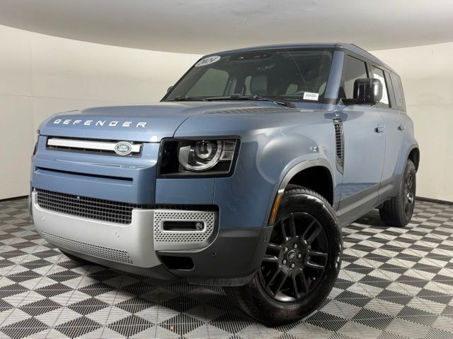 2024 Land Rover Defender 110 S P300's photo