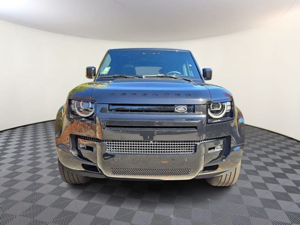 New 2026 Land Rover Defender 130 XV8 500PS SUV