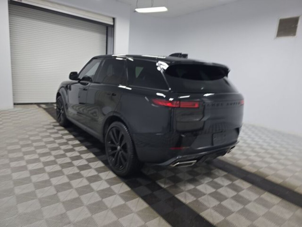 Used 2024 Land Rover Range Rover Sport SE SUV