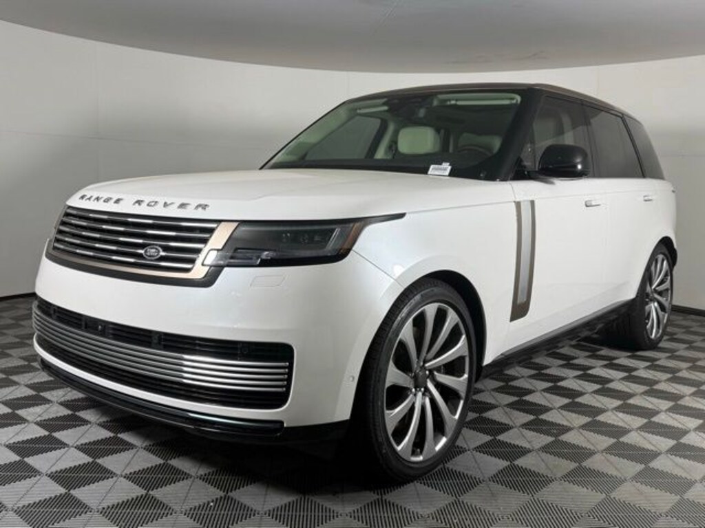 New 2026 Land Rover Range Rover SV Signature Suite SUV