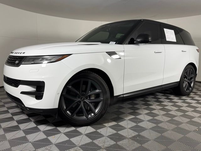 2024 Land Rover Range Rover Sport SE's photo