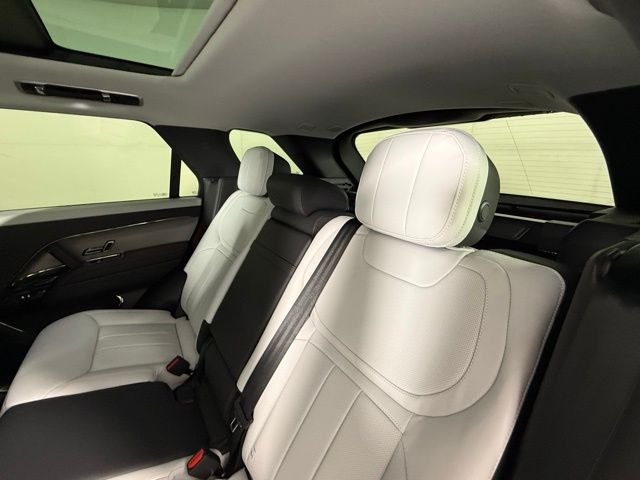 2026 Land Rover Range Rover Sport Dynamic SE - Photo 29