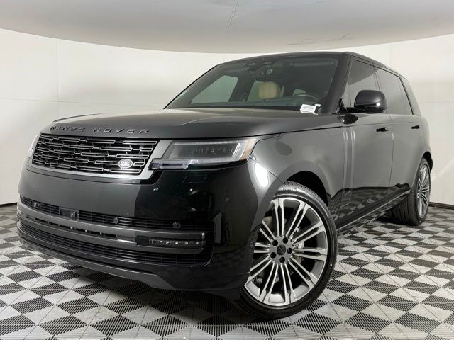 2026 Land Rover Range Rover 3.0 SE LWB 7's photo