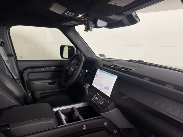 2026 Land Rover Defender V8 - Photo 33