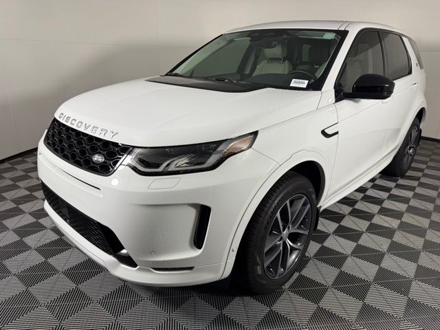 2025 Land Rover Discovery Sport S photo 2