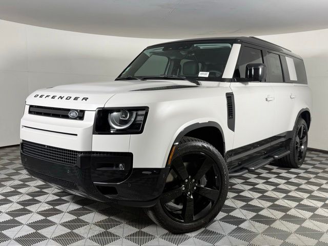 2026 Land Rover Defender 130 X-Dynamic SE P400's photo