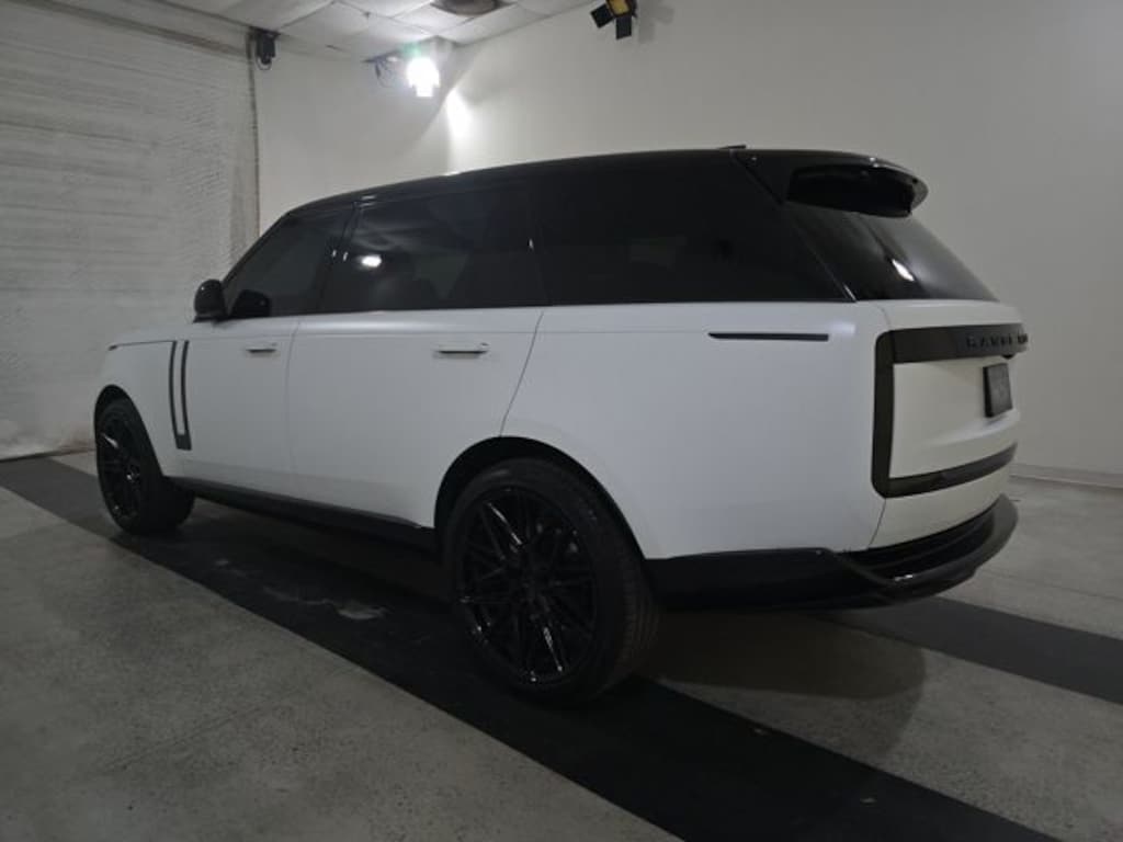 Used 2023 Land Rover Range Rover SE Long Wheel Base
