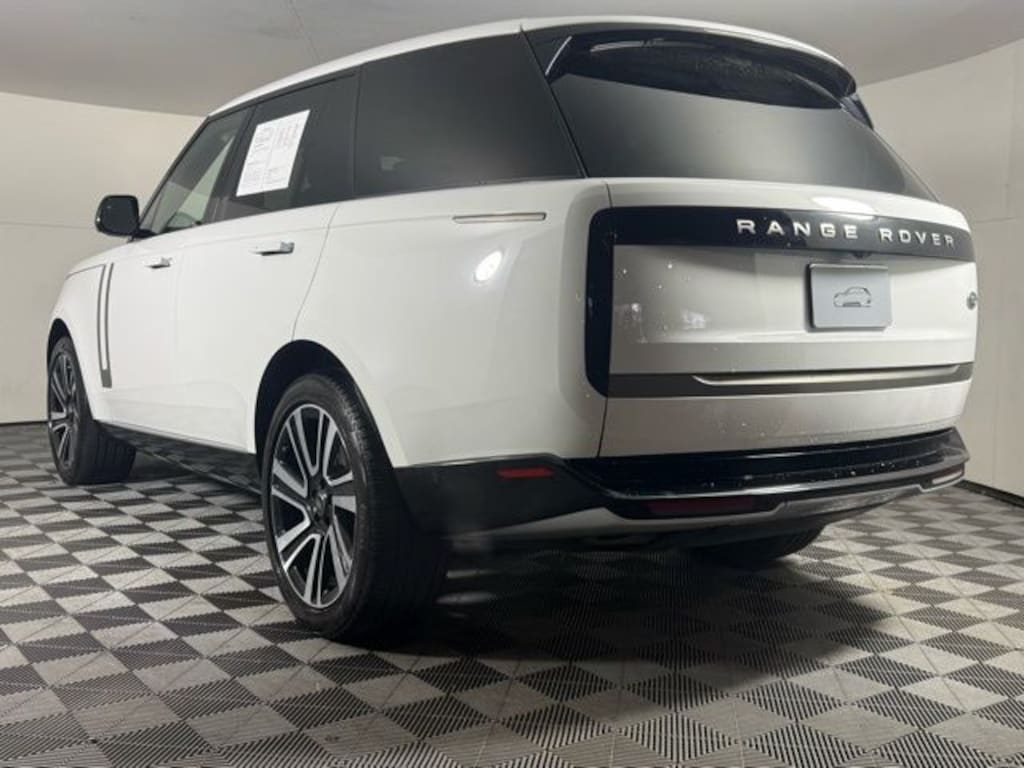 Used 2023 Land Rover Range Rover SE SUV