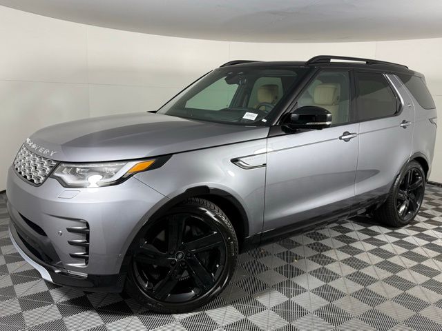 2026 Land Rover Discovery Gemini Edition's photo