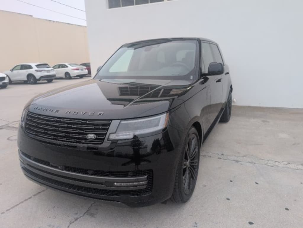 Used 2025 Land Rover Range Rover SE SUV
