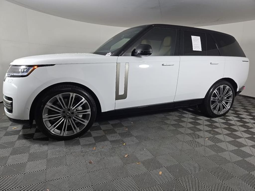 Certified 2025 Land Rover Range Rover SE SUV