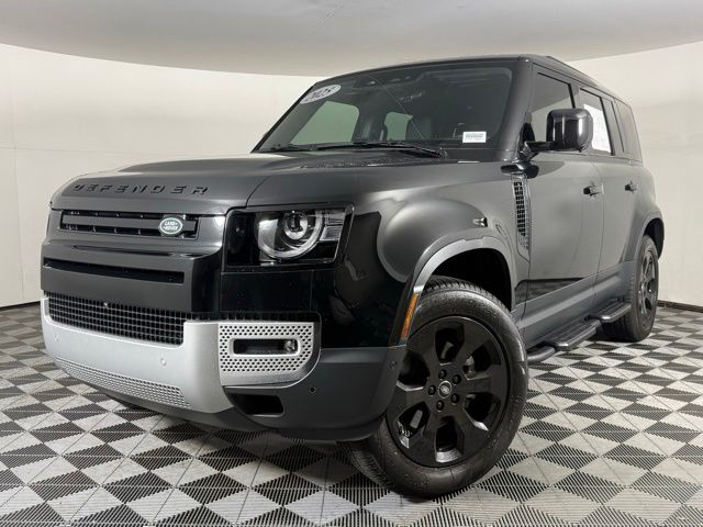 2025 Land Rover Defender 110 S P300's photo