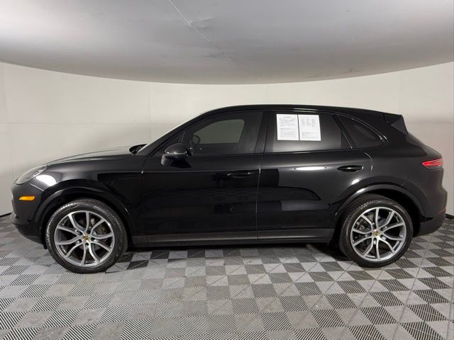 2019 Porsche Cayenne Base photo 3