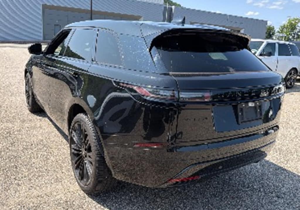 Used 2026 Land Rover Range Rover Velar Dynamic SE SUV