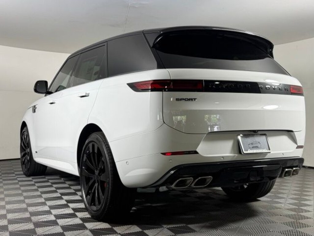 New 2026 Land Rover Range Rover Sport Dynamic SE 530PS