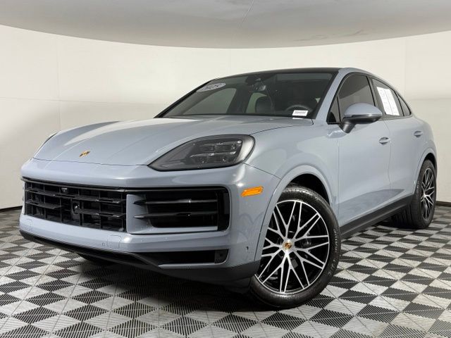2025 Porsche Cayenne -'s photo