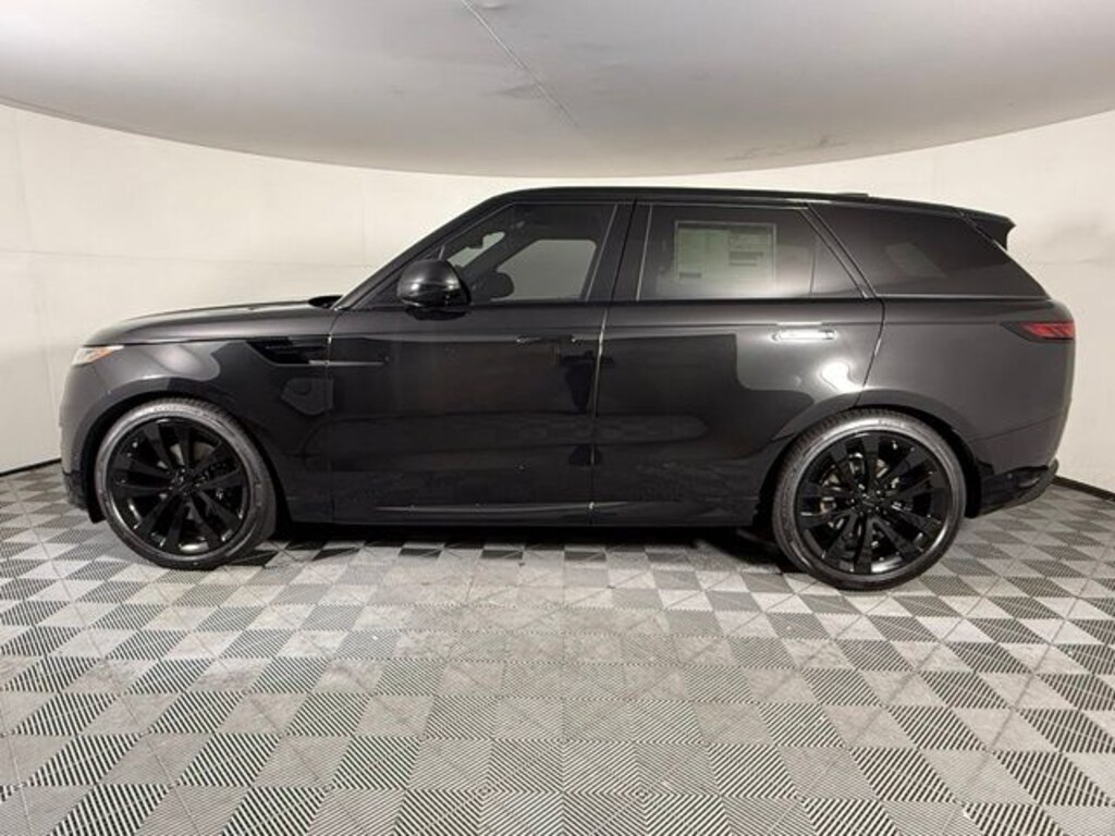 New 2026 Land Rover Range Rover Sport Dynamic SE SUV