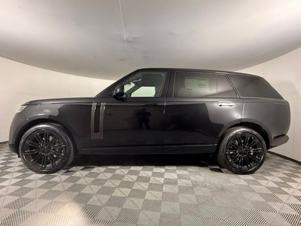 New 2026 Land Rover Range Rover SE 7 Seats SUV