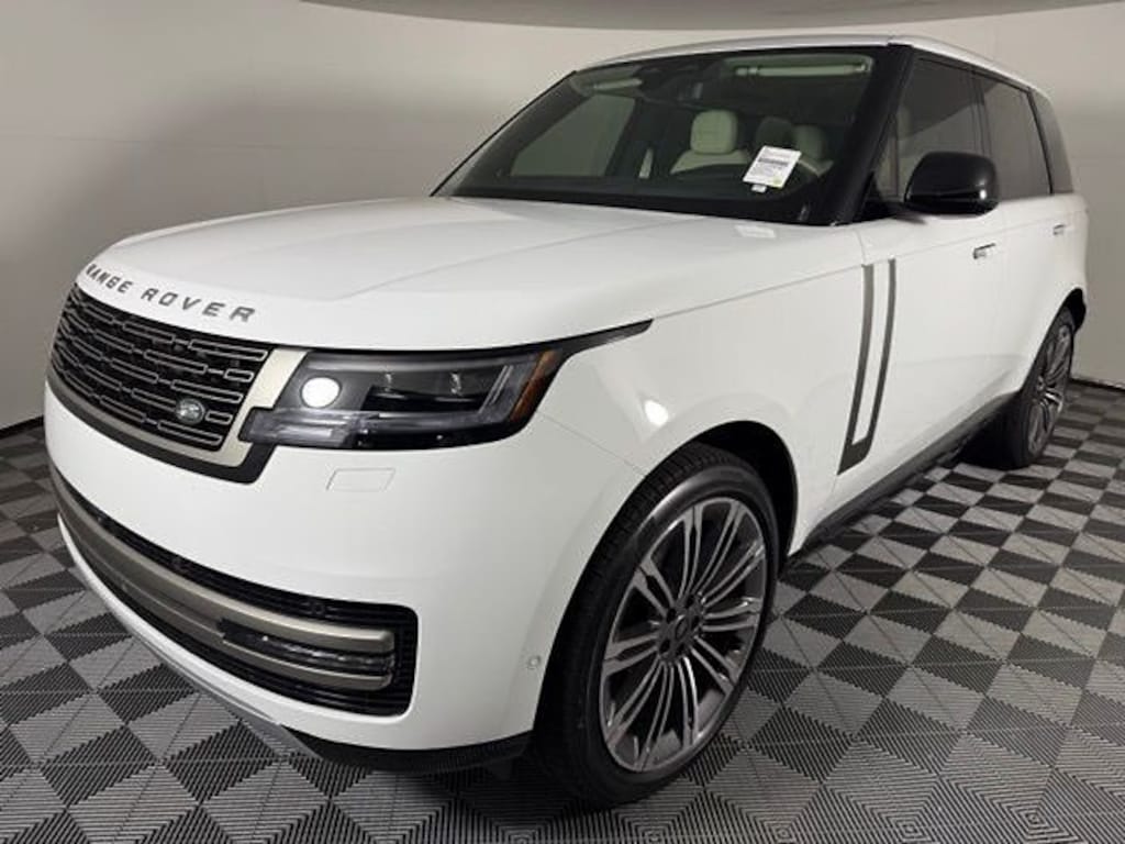 New 2025 Land Rover Range Rover SE SUV