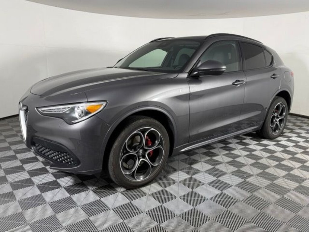 Used 2023 Alfa Romeo Stelvio Ti SUV