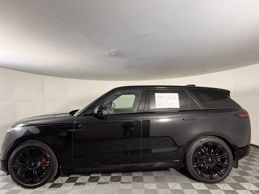 Used 2024 Land Rover Range Rover Sport Dynamic SUV